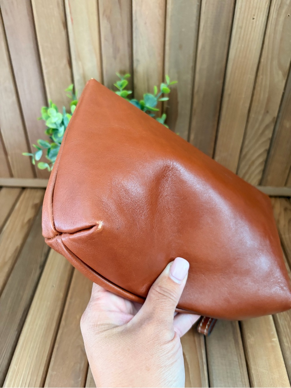 Patricia Nash Leather 'Valerie' Clutch Wristlet in Cognac Brown - Picture 9 of 12